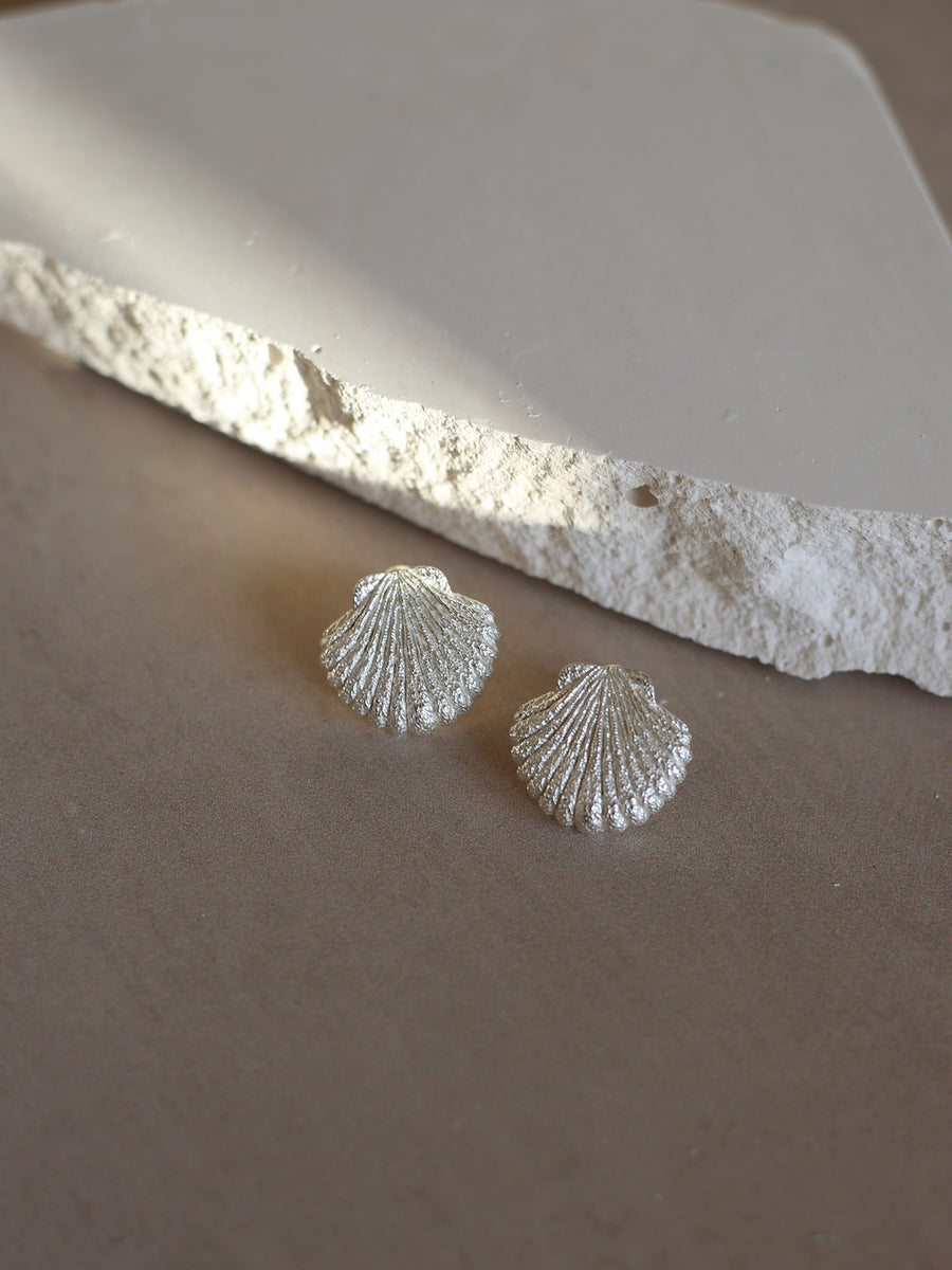 SEASHELL EARRINGS SILVER